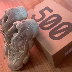 Yeezy 500 moon yellow